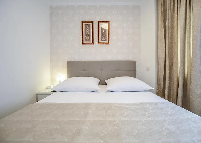 Stylisch Und Schick, Neue Wohnung, U-bahn 2 Minuten קלן