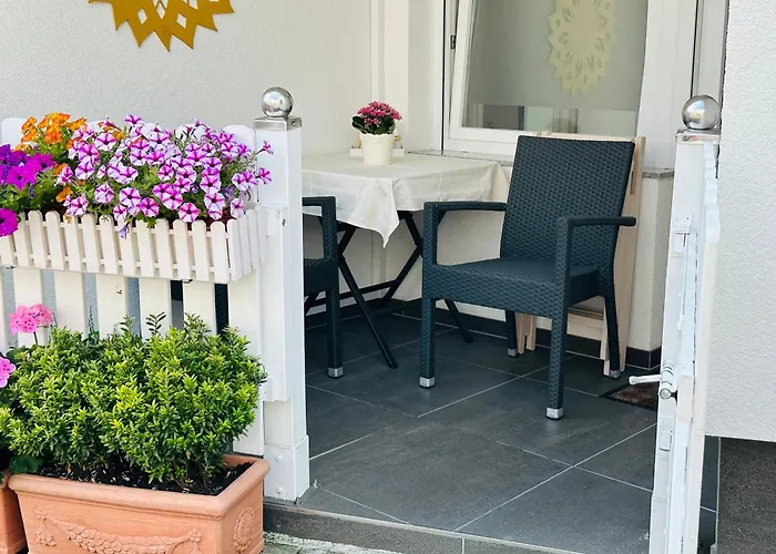 Stylisch Und Schick, Neue Wohnung, U-bahn 2 Minuten דירה *