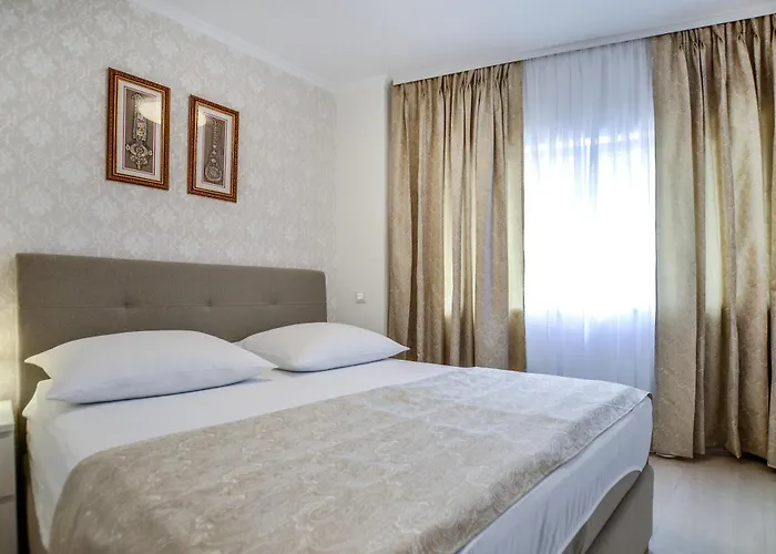 Stylisch Und Schick, Neue Wohnung, U-bahn 2 Minuten * קלן