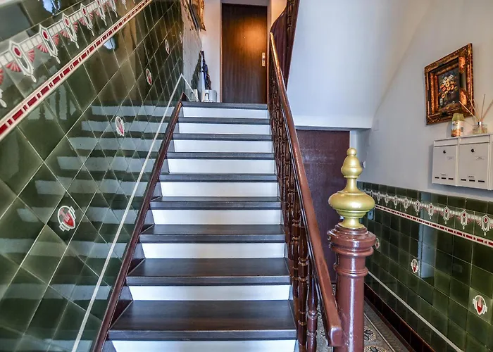 Stylisch Und Schick, Neue Wohnung, U-bahn 2 Minuten *