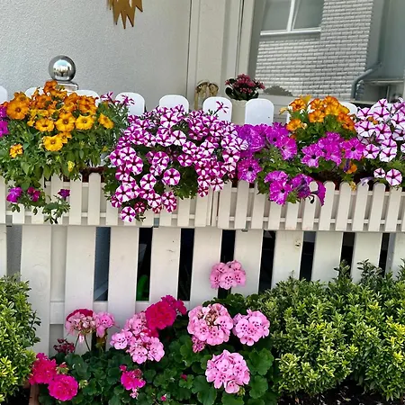 Stylisch Und Schick, Neue Wohnung, U-bahn 2 Minuten