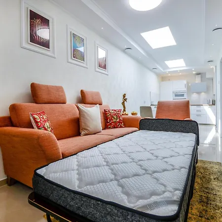 Stylisch Und Schick, Neue Wohnung, U-bahn 2 Minuten דירה *