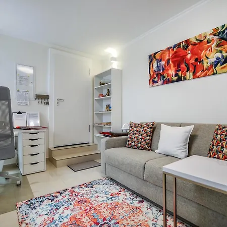 Stylisch Und Schick, Neue Wohnung, U-bahn 2 Minuten Apartment *