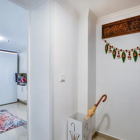 Stylisch Und Schick, Neue Wohnung, U-bahn 2 Minuten Apartment *