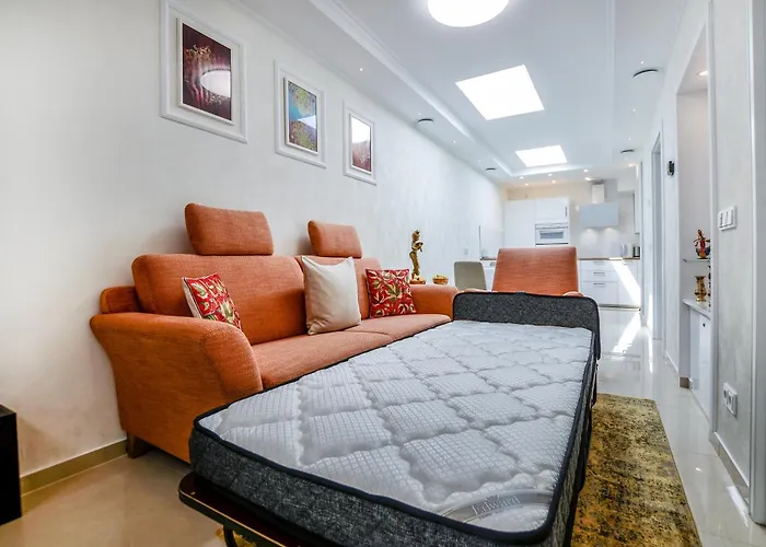 Stylisch Und Schick, Neue Wohnung, U-bahn 2 Minuten Apartman *