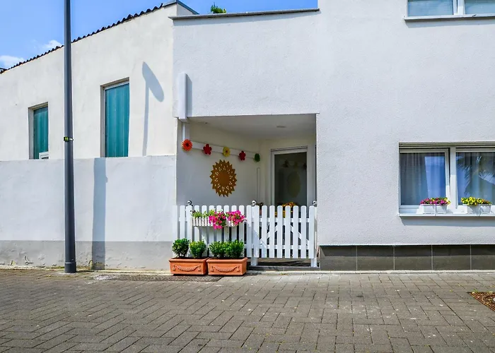 Apartmán Stylisch Und Schick, Neue Wohnung, U-bahn 2 Minuten *