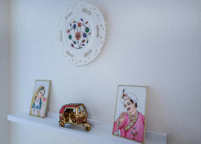 Apartman Stylisch Und Schick, Neue Wohnung, U-bahn 2 Minuten