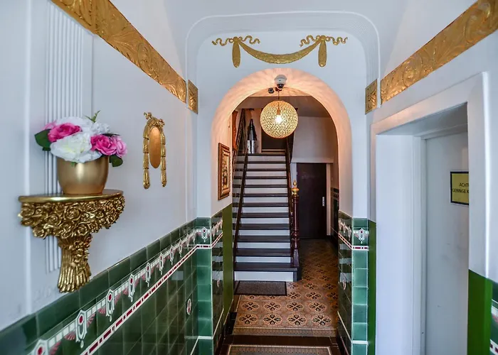 Apartament Stylisch Und Schick, Neue Wohnung, U-bahn 2 Minuten