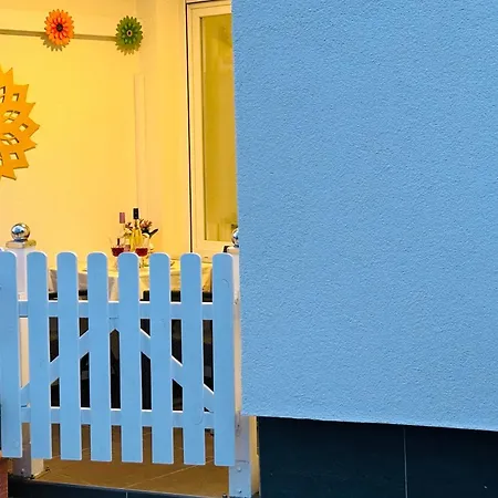 شقة Stylisch Und Schick, Neue Wohnung, U-bahn 2 Minuten كولونيا